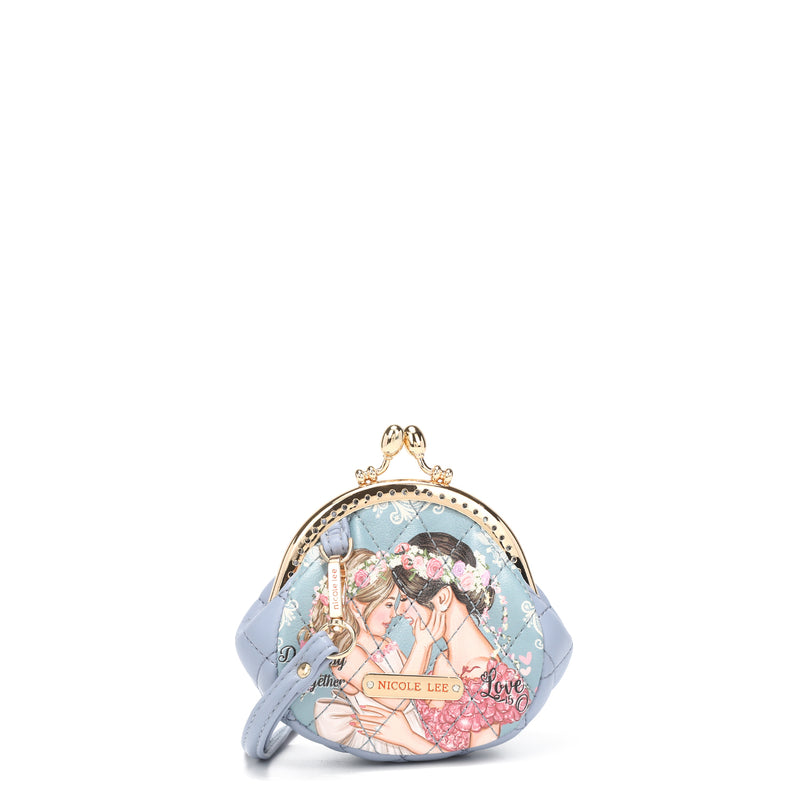 AMORA MINI POUCH WRISTLET