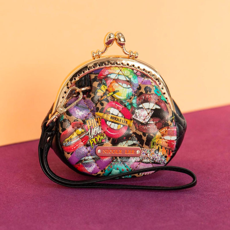 AMORA MINI POUCH WRISTLET