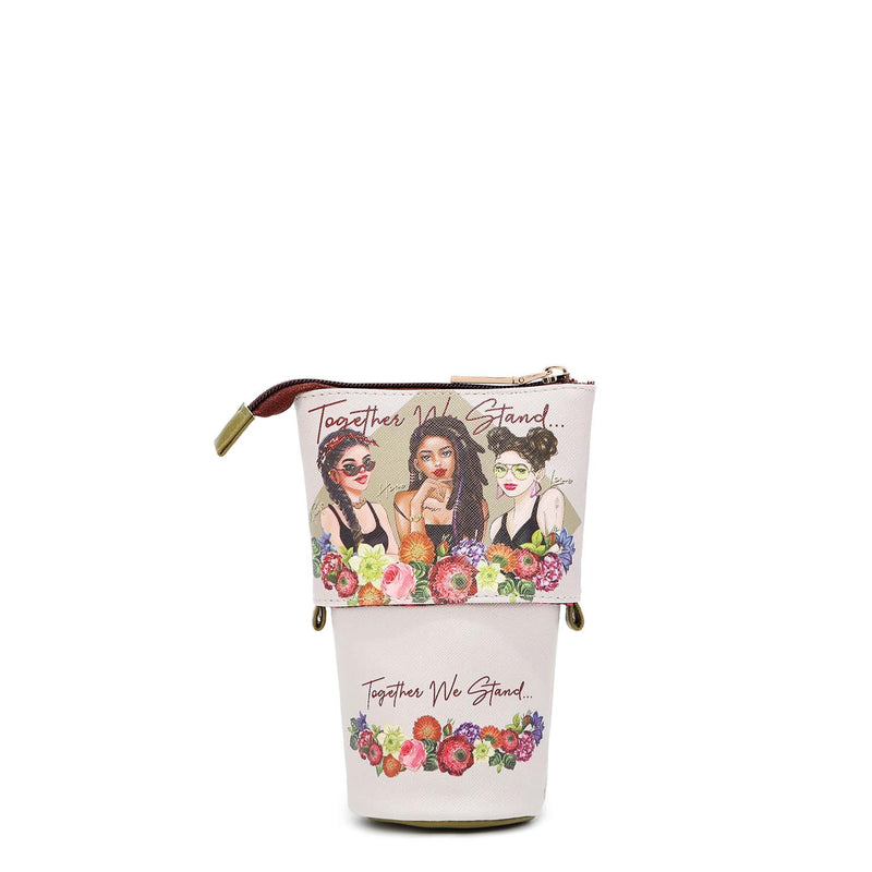 LAYERED MAKEUP BRUSH HOLDER